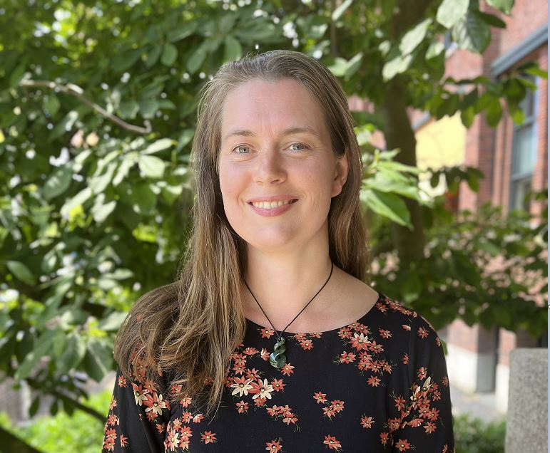 Hier discussie, daar honger